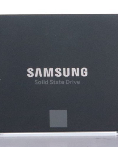Lot of 2 SAMSUNG 860 EVO 250GB 2.5" SATA SOLID STATE DRIVE SSD MZ-76E250