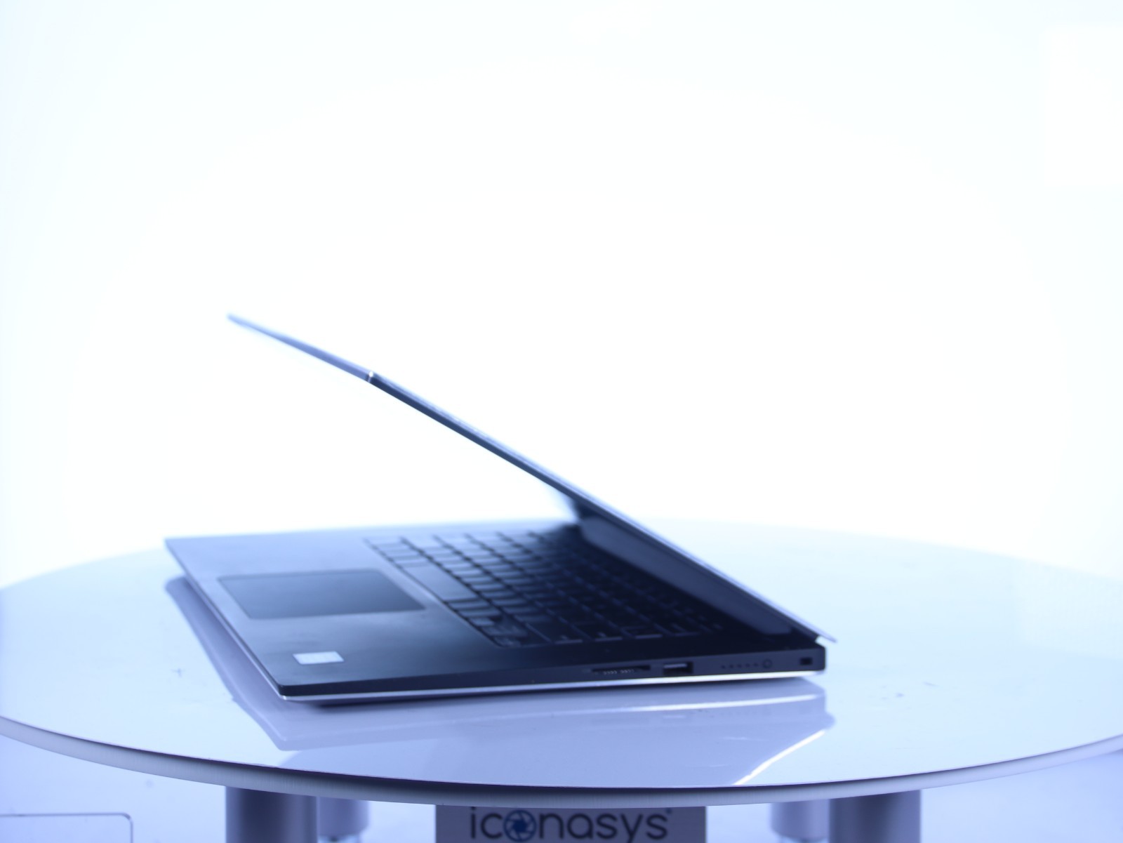 Dell Precision 5540 Core i7-9750H 16GB RAM 256GB NVMe W11P w/ 130W AC Adapter - Image 4