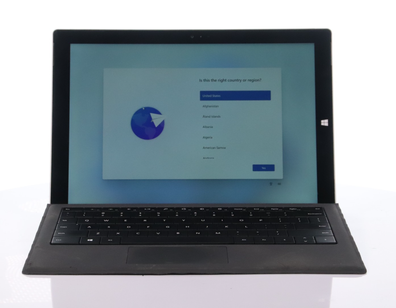 Microsoft Surface Pro 8 13" Intel Core i5-1135G7 8GB RAM 128GB SSD Win 10 Home