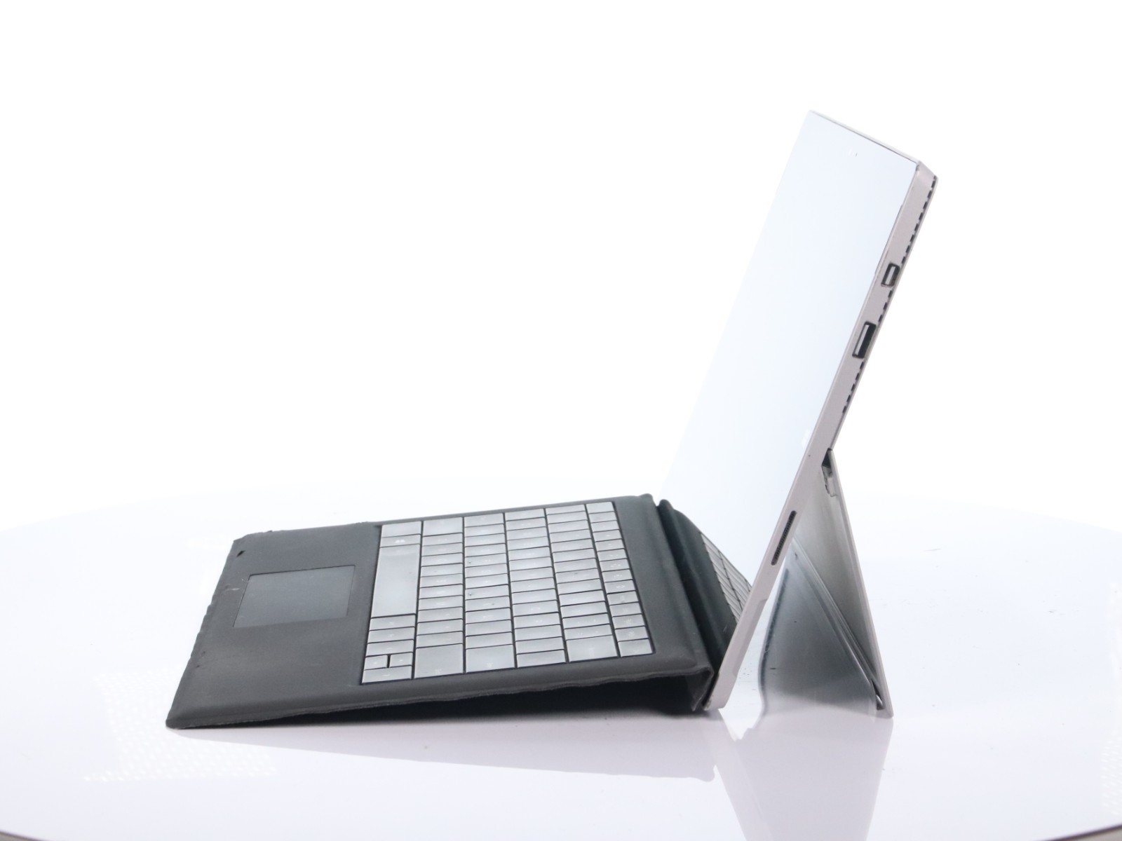 Microsoft Surface Pro 8 13" Intel Core i5-1135G7 8GB RAM 128GB SSD Win 10 Home - Image 4
