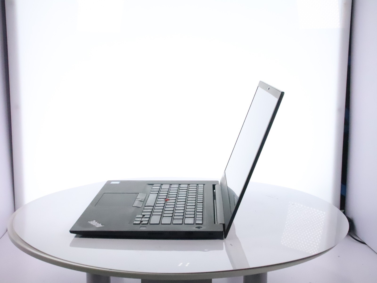 Lenovo ThinkPad P1 Gen 2 Core i7-9850H 16GB RAM 256GB SSD W11P Quadro T2000 w/AC - Image 4