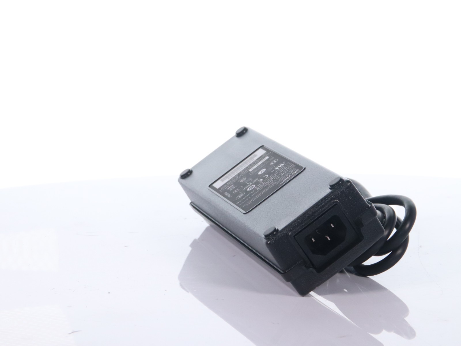 Stryker 0240-031-004, Medical Power Supply, Model BPM150S24F11 - Image 4
