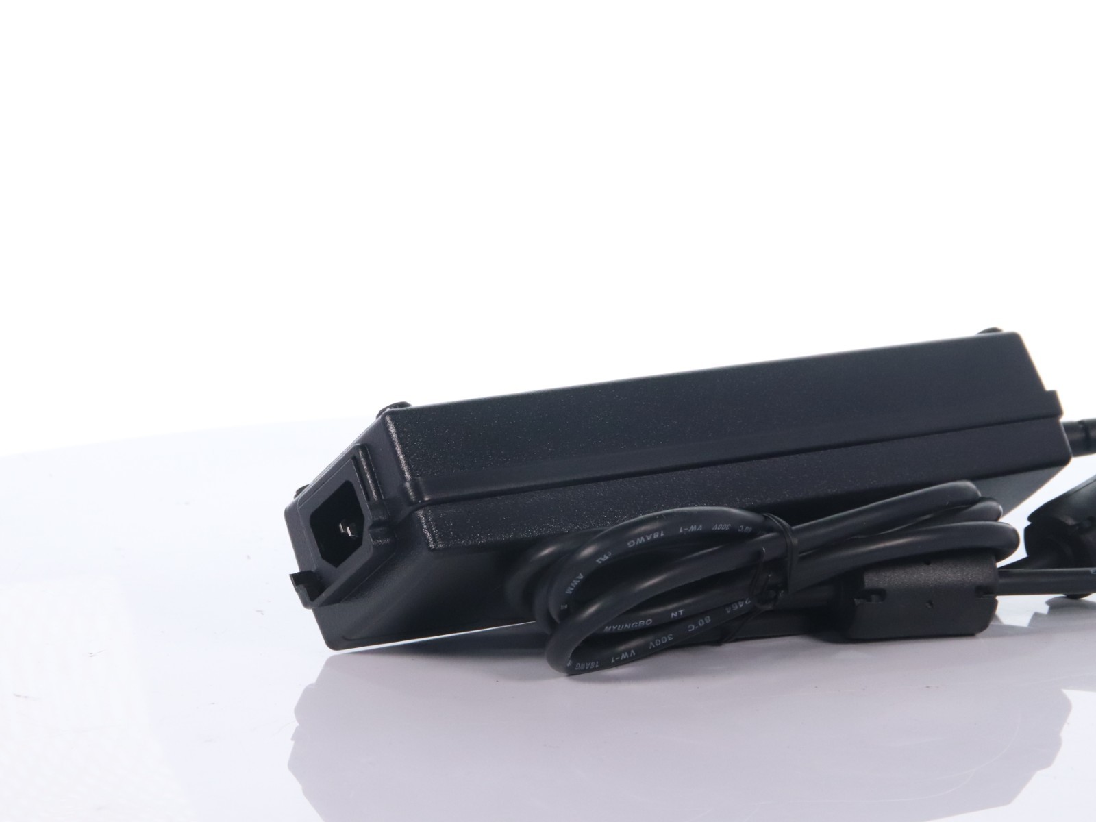Stryker 0240-031-004, Medical Power Supply, Model BPM150S24F11 - Image 6