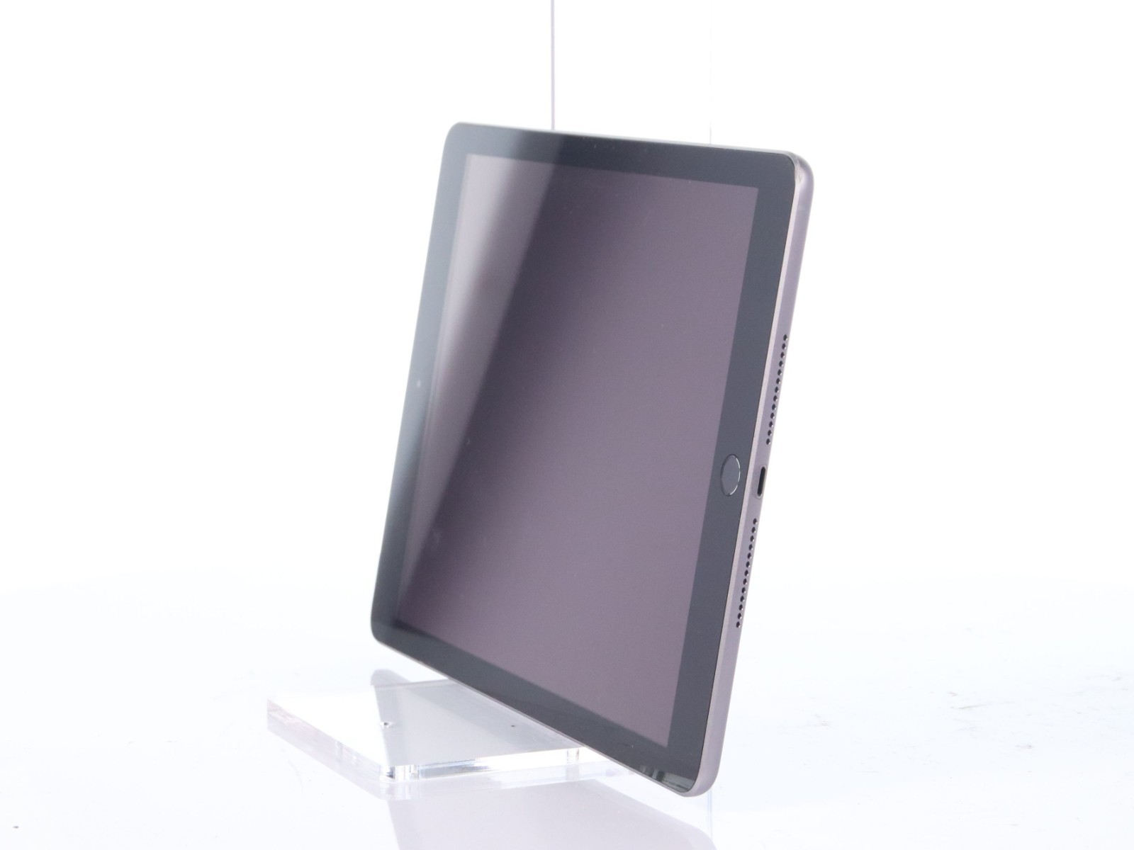 Apple iPad 9.7" 5th Gen (Wi-Fi Only) 32GB iOS: 16.7.15 - Image 2