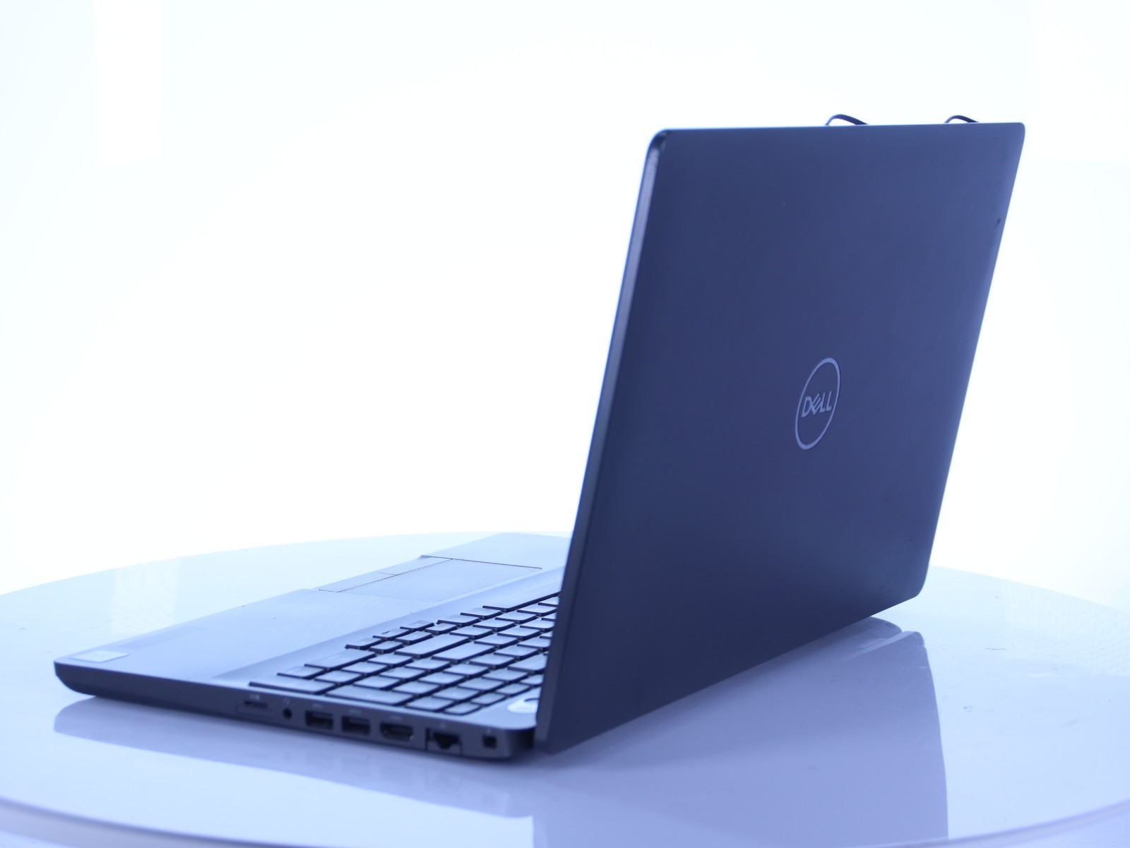 DELL Latitude 5500 15.6" Intel Core i7-8665U 16GB RAM 256GB SSD Win 11 Pro No AC - Image 3