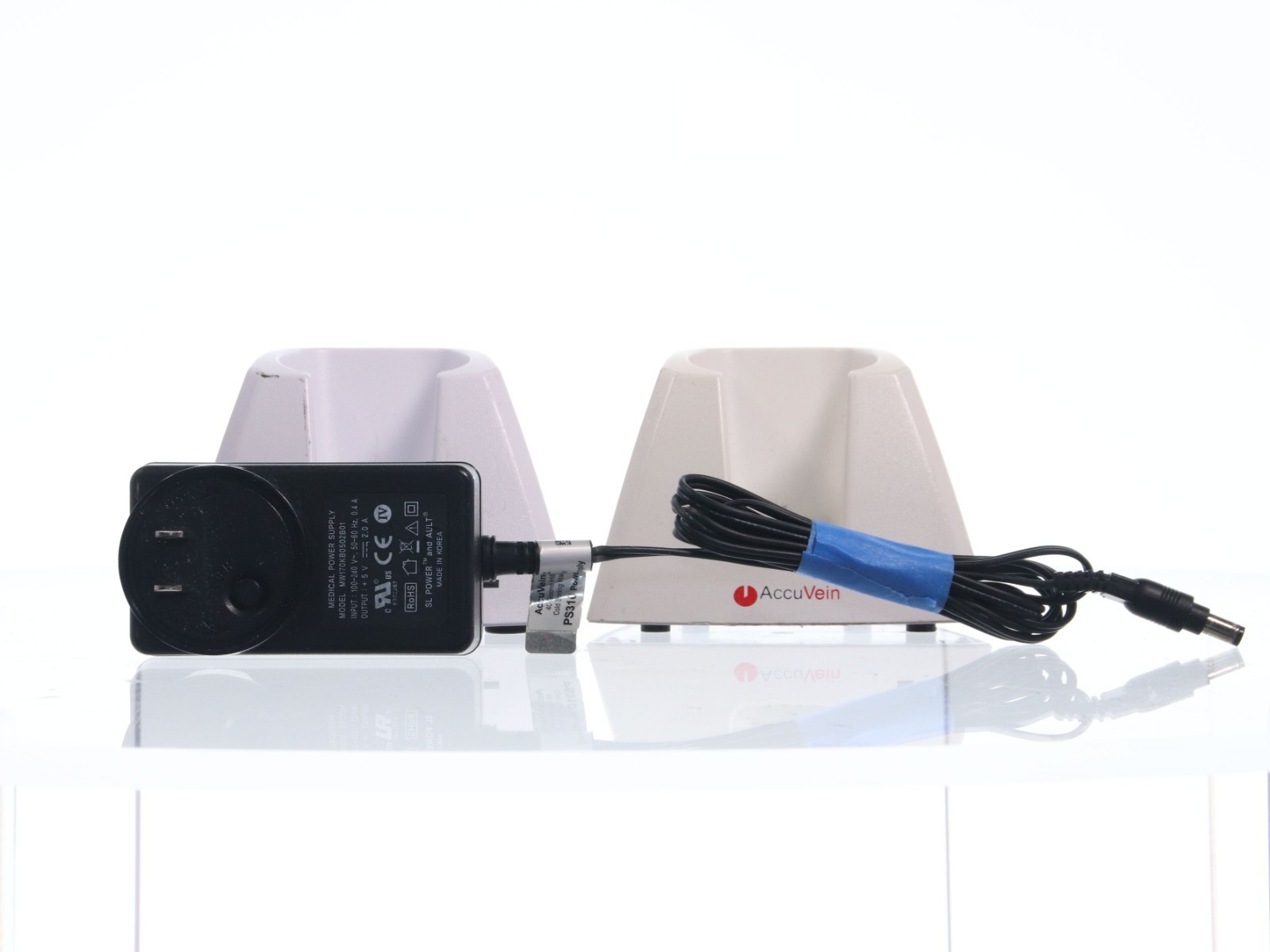 Lot of 2 AccuVein PS310 Charging Base with 1 AC Adapter - Image 14