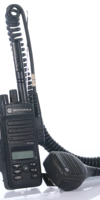 Lot of 2Motorola XPR 3500e UHF 16 Channel Radio AAH02RDH9VA1AN 2-Way w/ Handheld