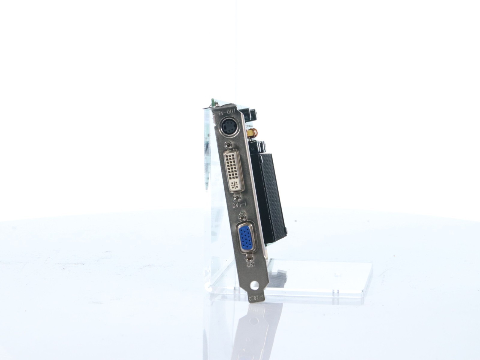 EVGA NVIDIA GeForce 6200 PCI NV62PD28-LF 512-P1-N402-LR 512MB Graphics Card - Image 10