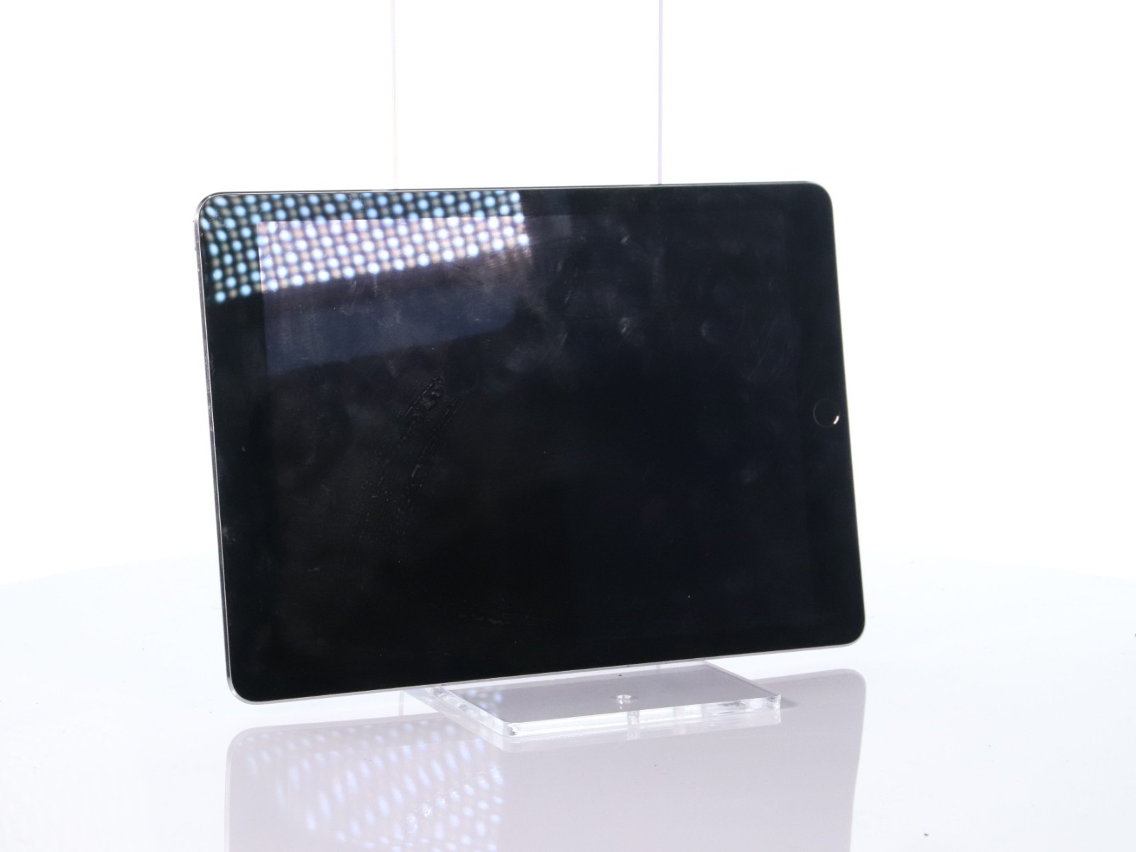 Apple iPad Pro 9.7" 1st Gen 32GB Silver A1673 (Wi-Fi only) - Image 12