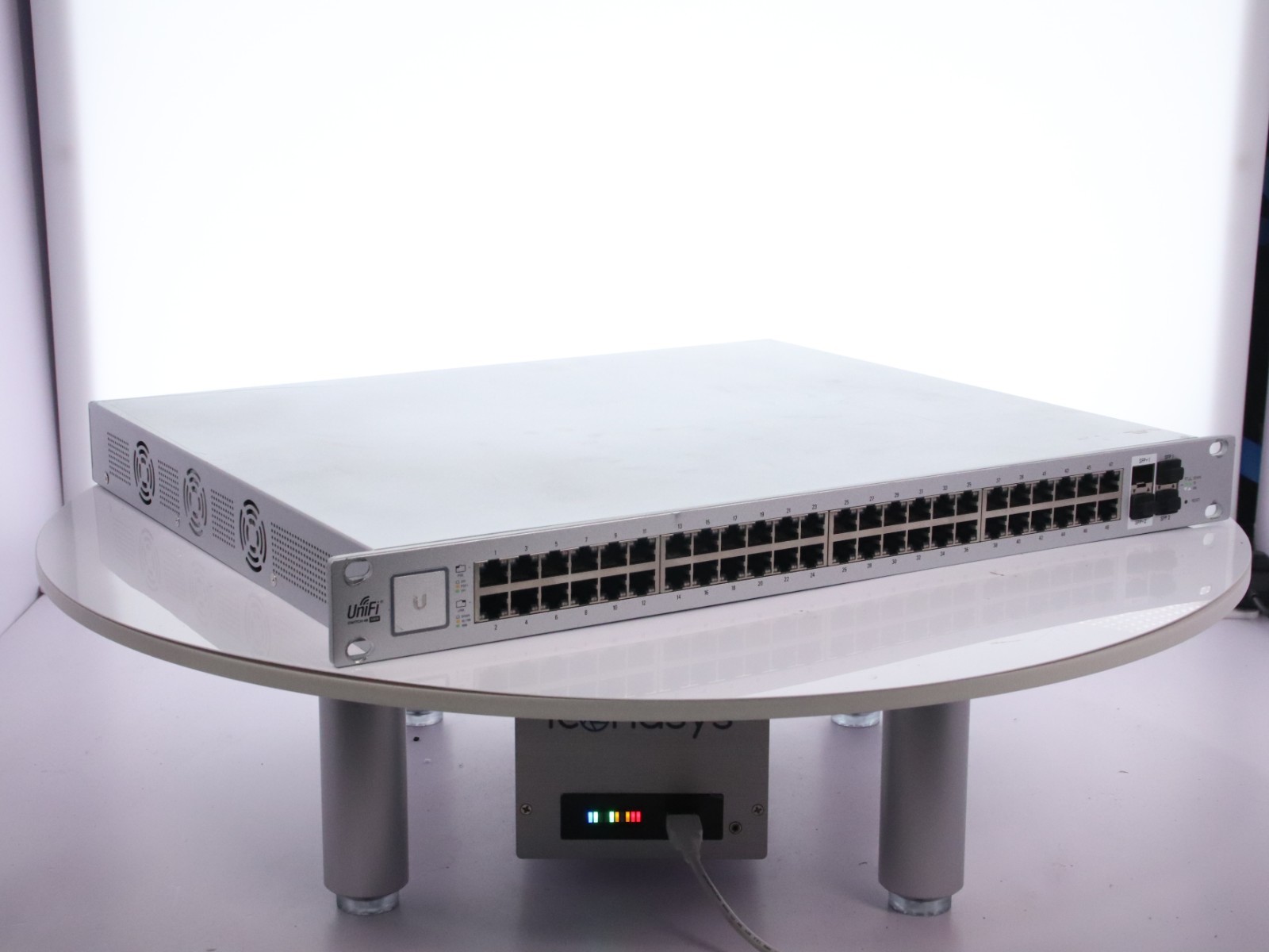 Ubiquiti US-48-500W 48 port Managed PoE+ Gigabit Switch w/ Power Cord - Image 12
