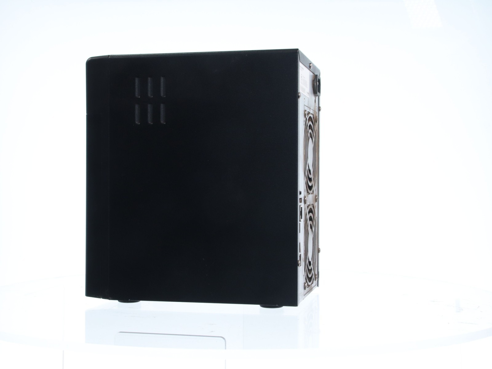 Buffalo HD-HN024T/R6 DriveStation Ultra Six-Bay Thunderbolt 2 RAID Array Locked - Image 4