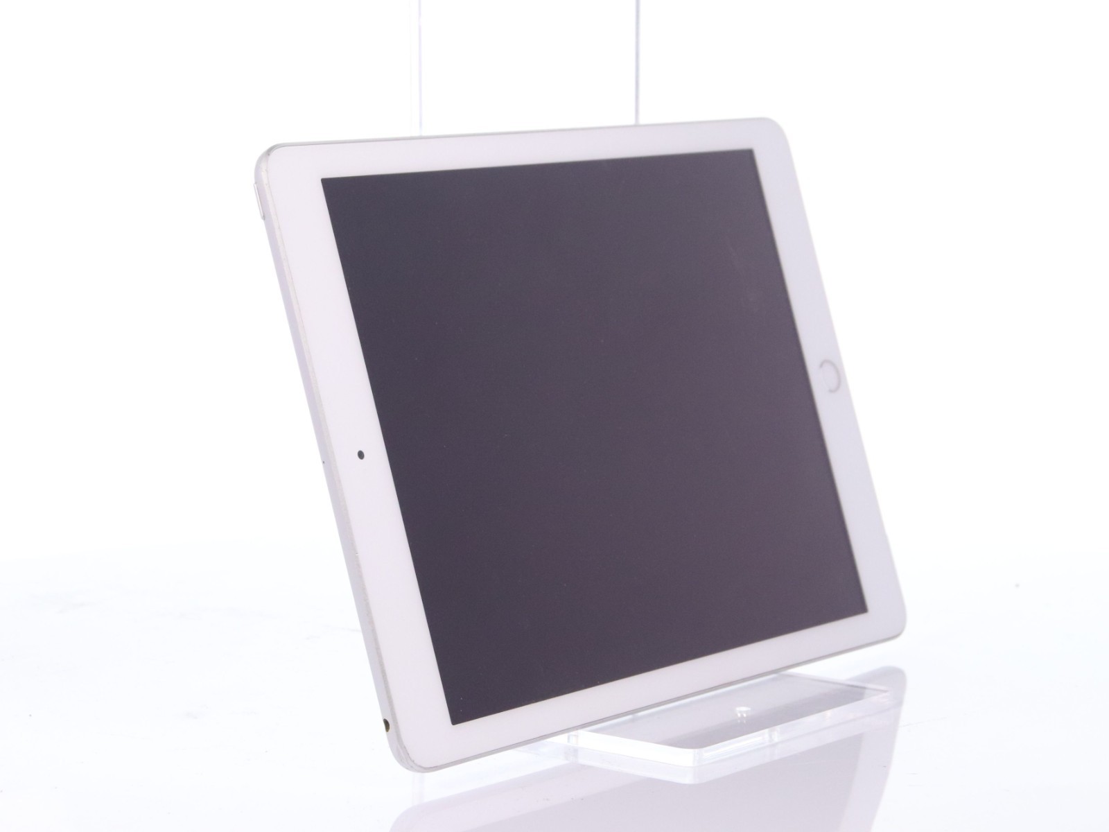 Apple iPad 5th Gen A1822 32GB iOS: 16.7.15 (WiFi Only) - Image 11