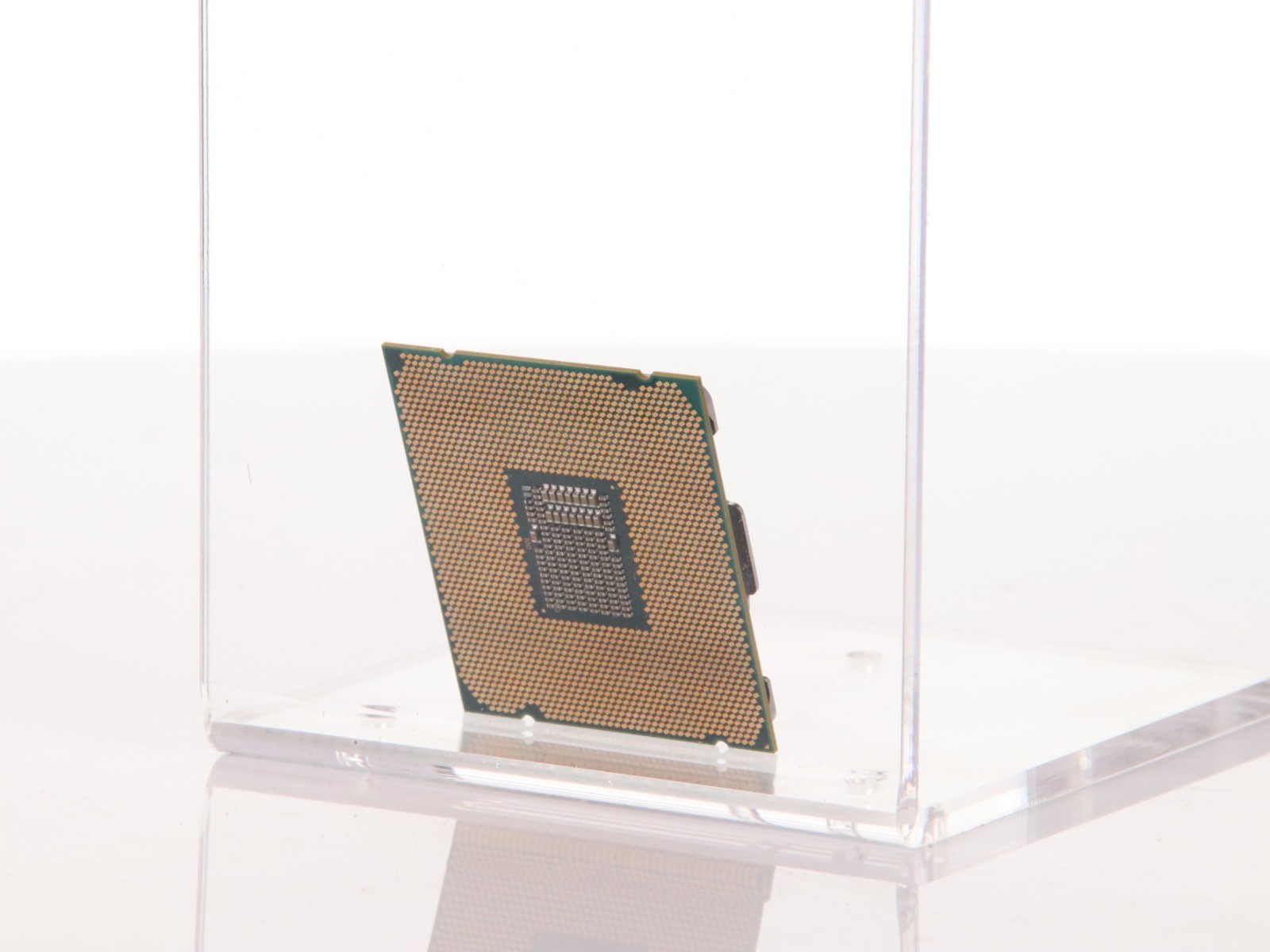 Intel Core i7-7800X 3.5GHz 6-Core Computer Processor CPU, SR3L4 - Image 8