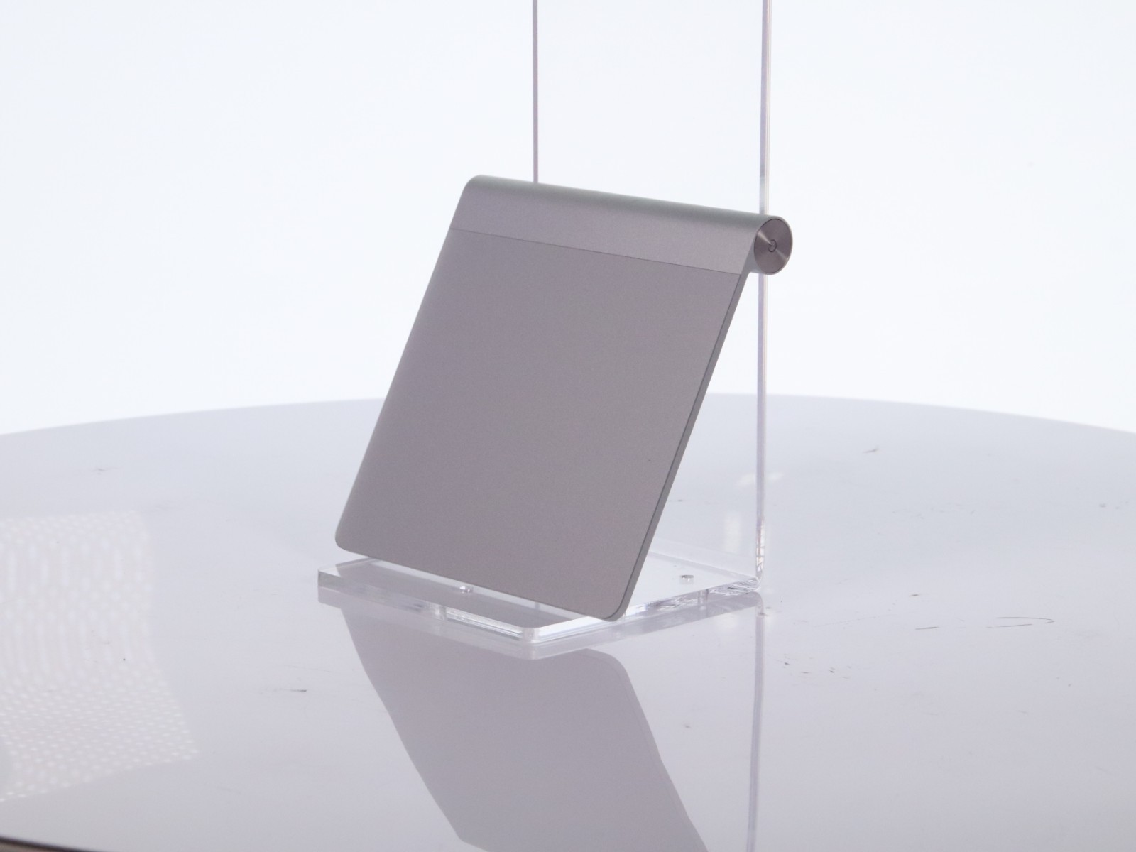 Apple Wireless Magic Trackpad - A1339 - Image 4