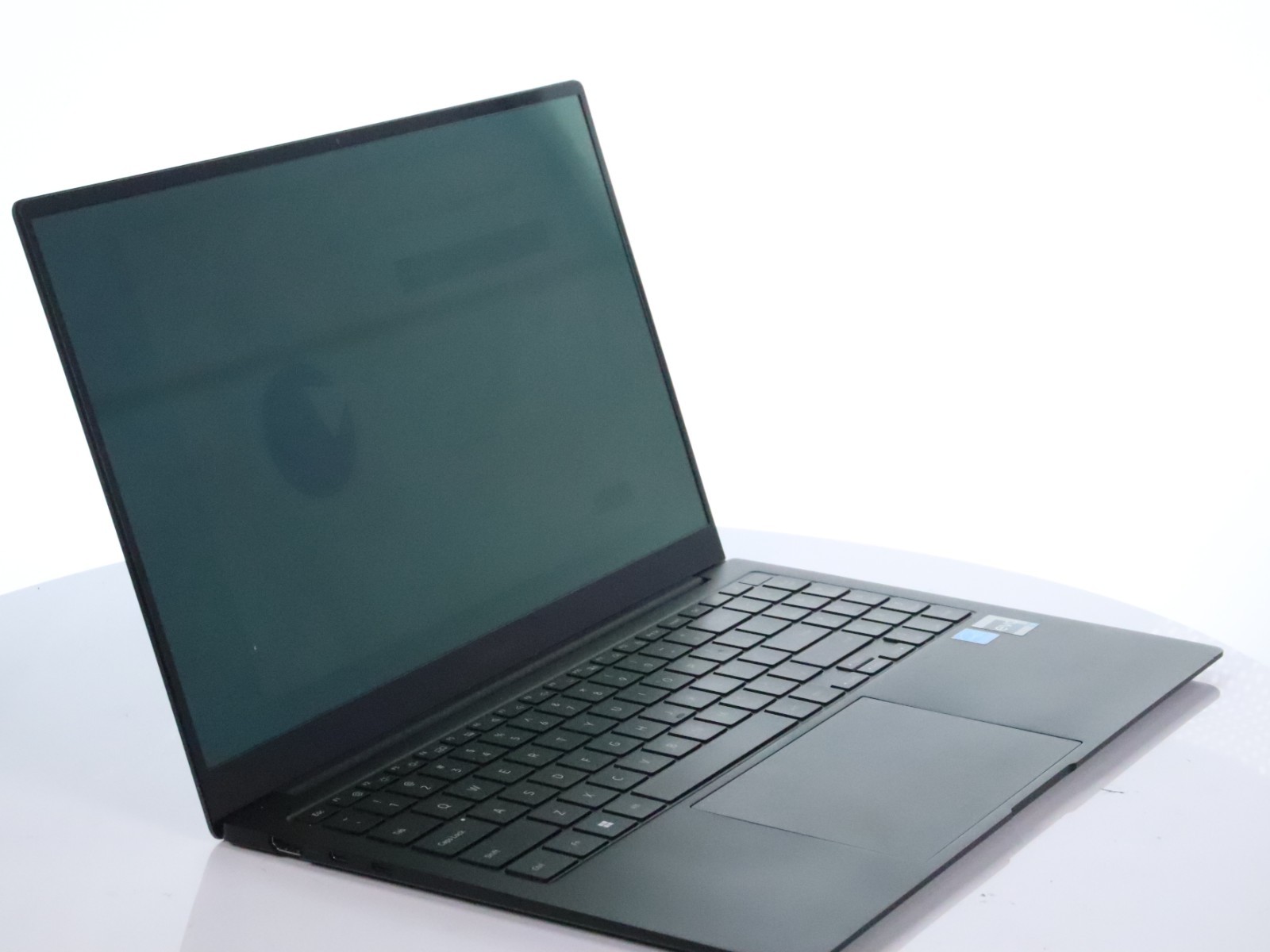 Samsung Galaxy Book2 Pro NP950XEE 15.6" Core i7-1260P 32GB RAM 1TB NVME W11H - Image 5
