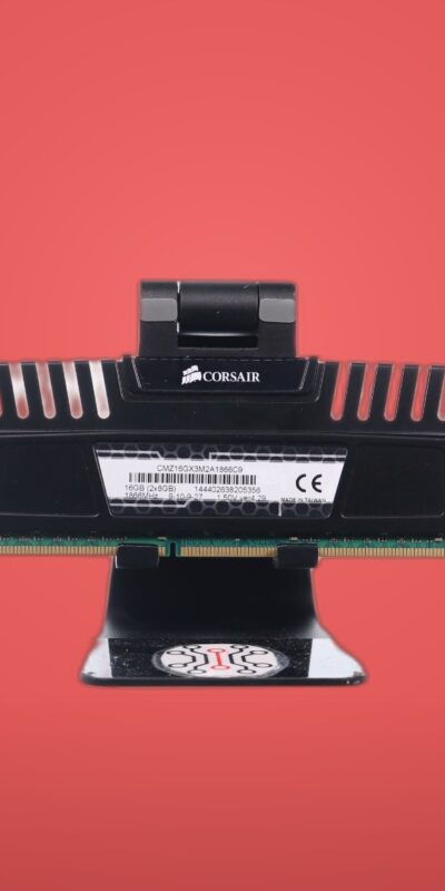 Corsair Vengeance 8GB CMZ16GX3M2A1866C9 1866MHz DDR3 DRAM Desktop Memory Stick