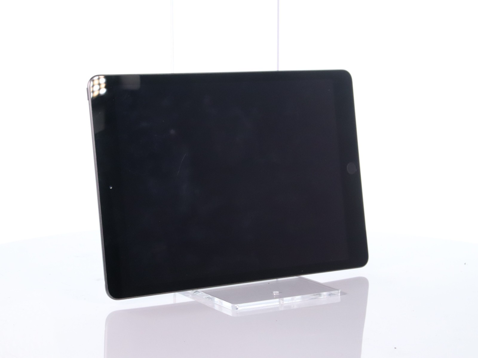 Apple iPad 7th Gen A2197 32GB iOS: 18.7.8 (WiFi Only) - Image 12