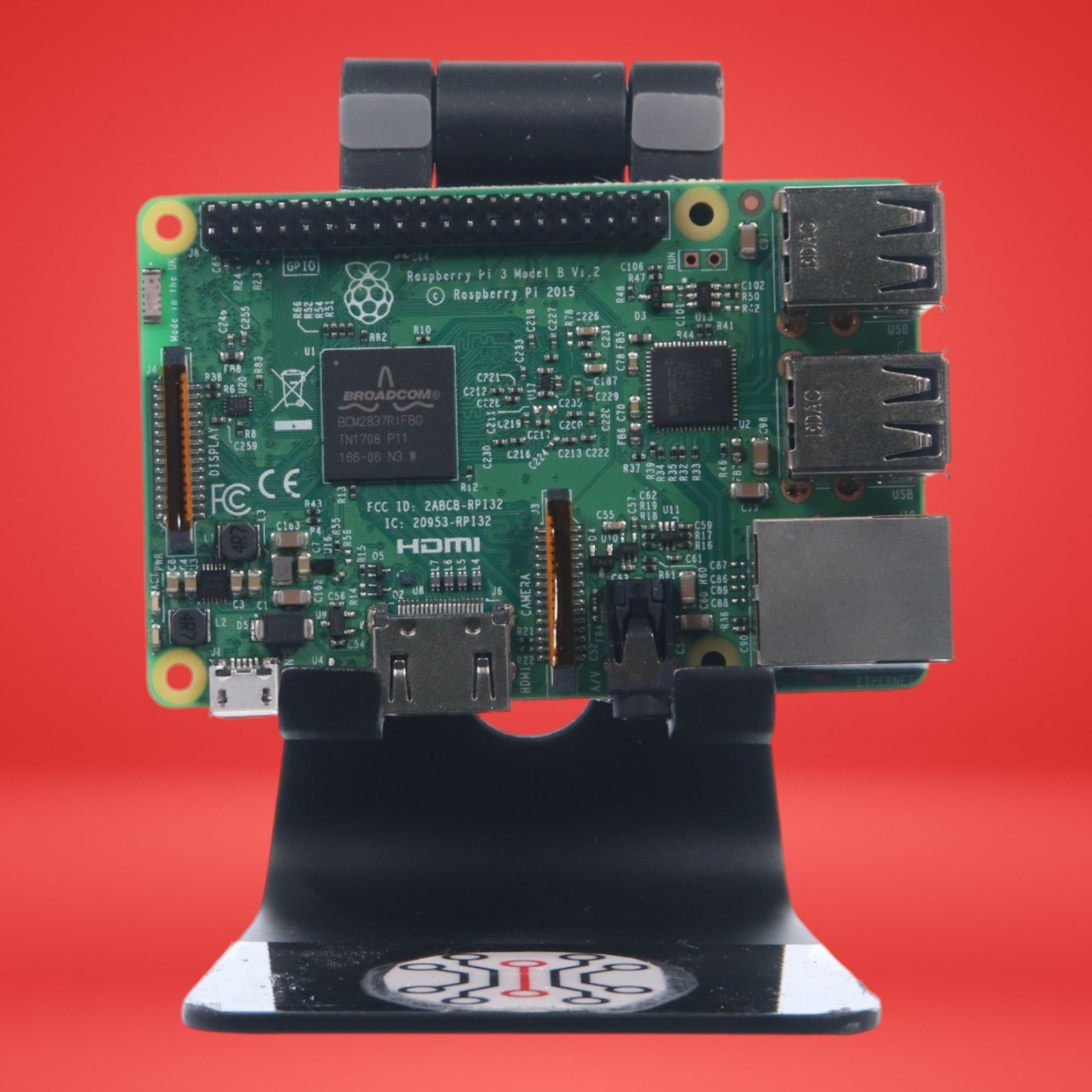 Raspberry Pi 3 Model B Quad Core 1.2ghz 64bit CPU 1gb RAM WiFi & Bluetooth 4.1