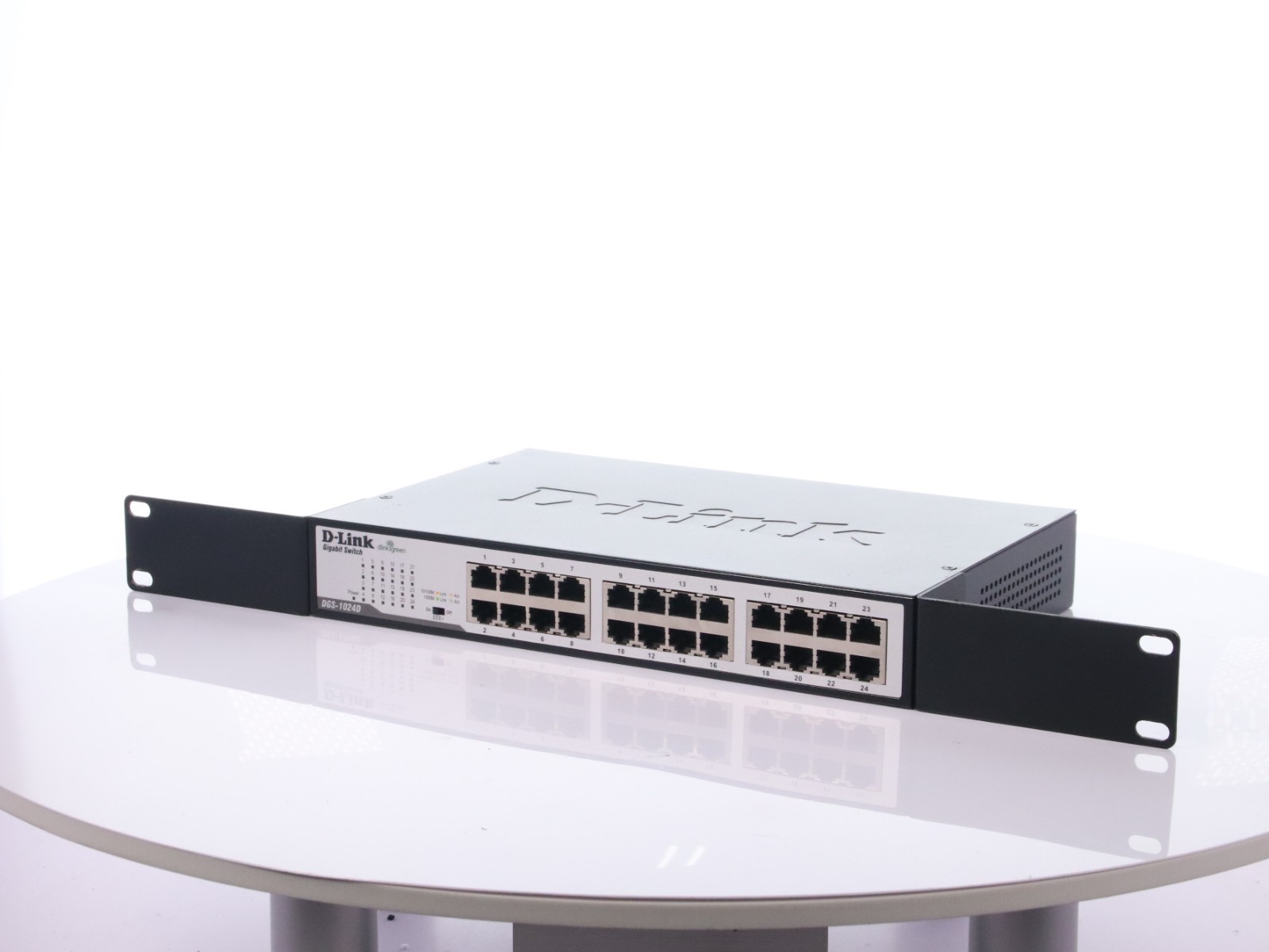 D-Link DGS-1024D 24-Port Gigabit Ethernet Switch w/ Rack Mounts No AC - Image 2