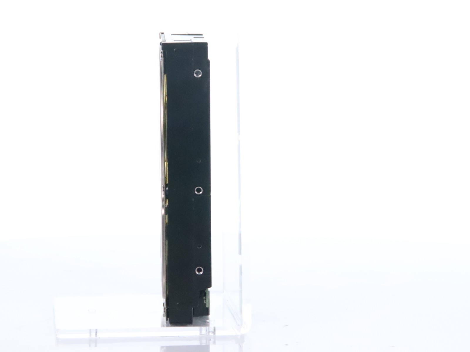 Western Digital Gold WD1005FBYZ 1 TB HDD 7200 RPM 3.5" Hard Drive - Image 4