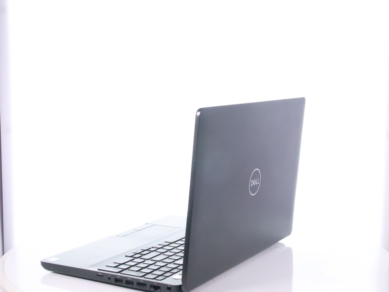 Dell Latitude 5500 Core i7-8665U 16GB RAM 256GB SSD Win 11 Pro w/ AC Adapter - Image 5
