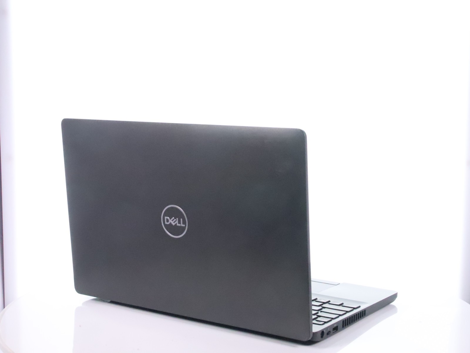 Dell Latitude 5500 Core i7-8665U 16GB RAM 256GB SSD Win 11 Pro w/ AC Adapter - Image 8