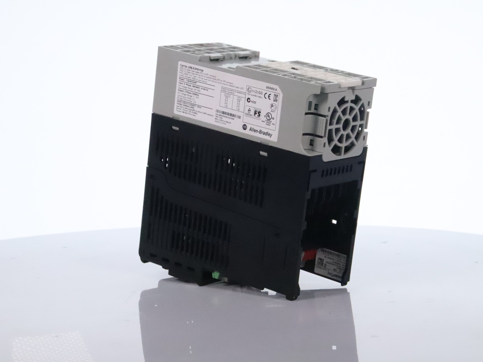 Allen Bradley 25B-E3P0N104 Powerflex 525 Ac Drive 600V / 3A / 2Hp / 1.5Kw - Image 2