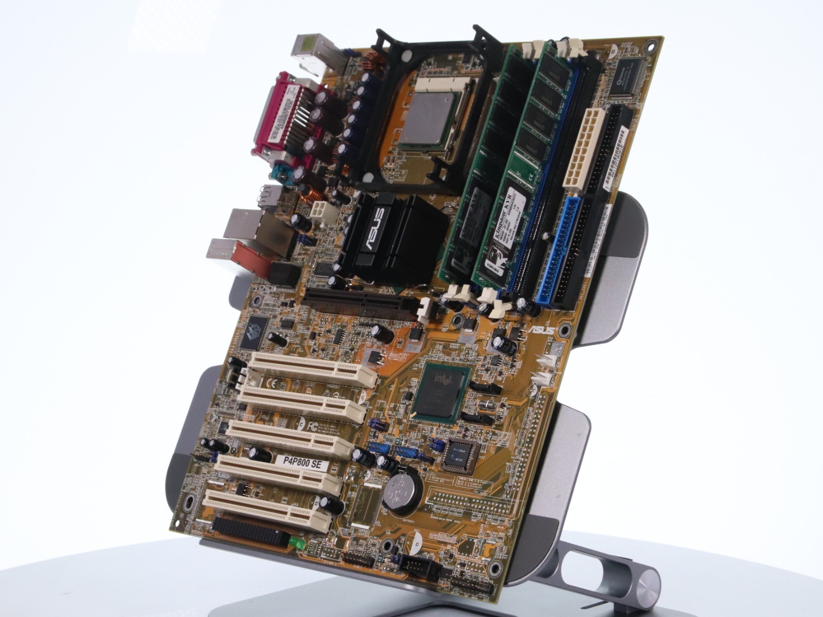 Vintage Asus P4P800-SE Motherboard w/ CPU Cooler,Intel 3 Pentium 4, 2x 512MB RAM - Image 2