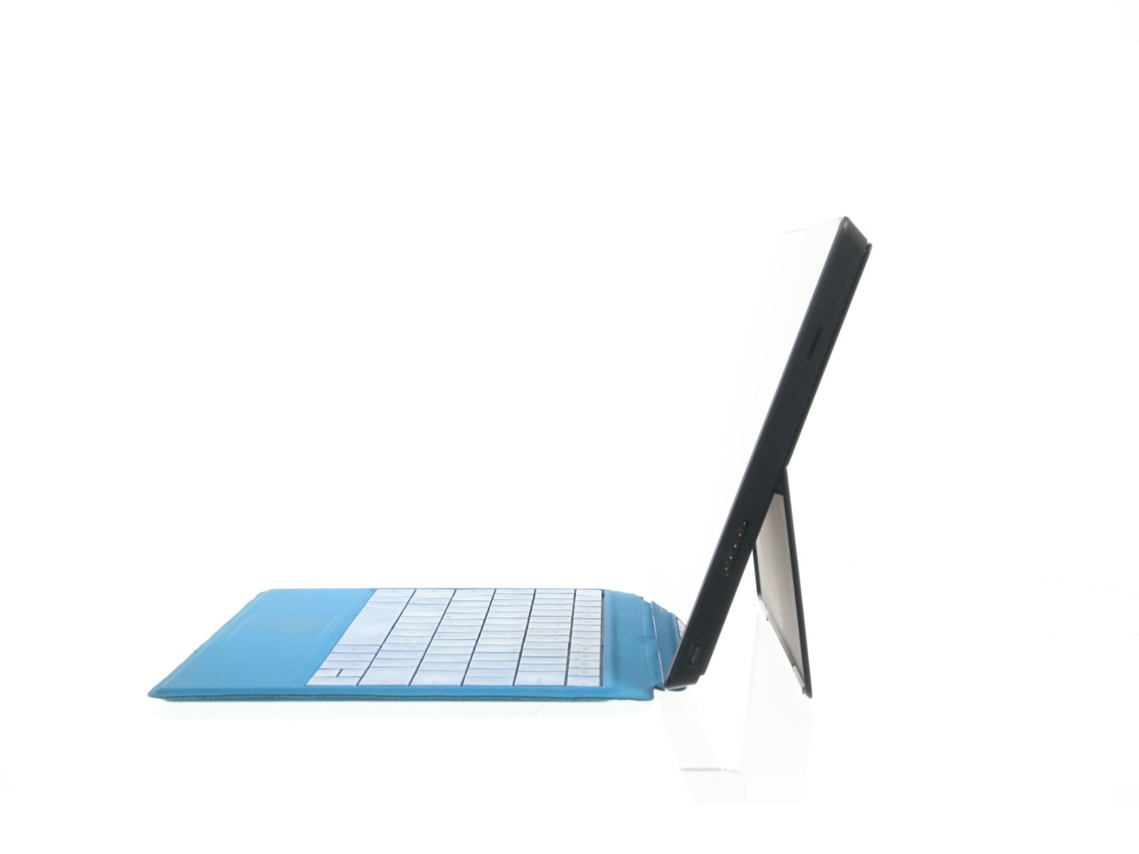 Microsoft Surface 2 Quad Core Nvidia Tegra 4 2GB RAM 128GB SSD Win10H W/ AC - Image 4