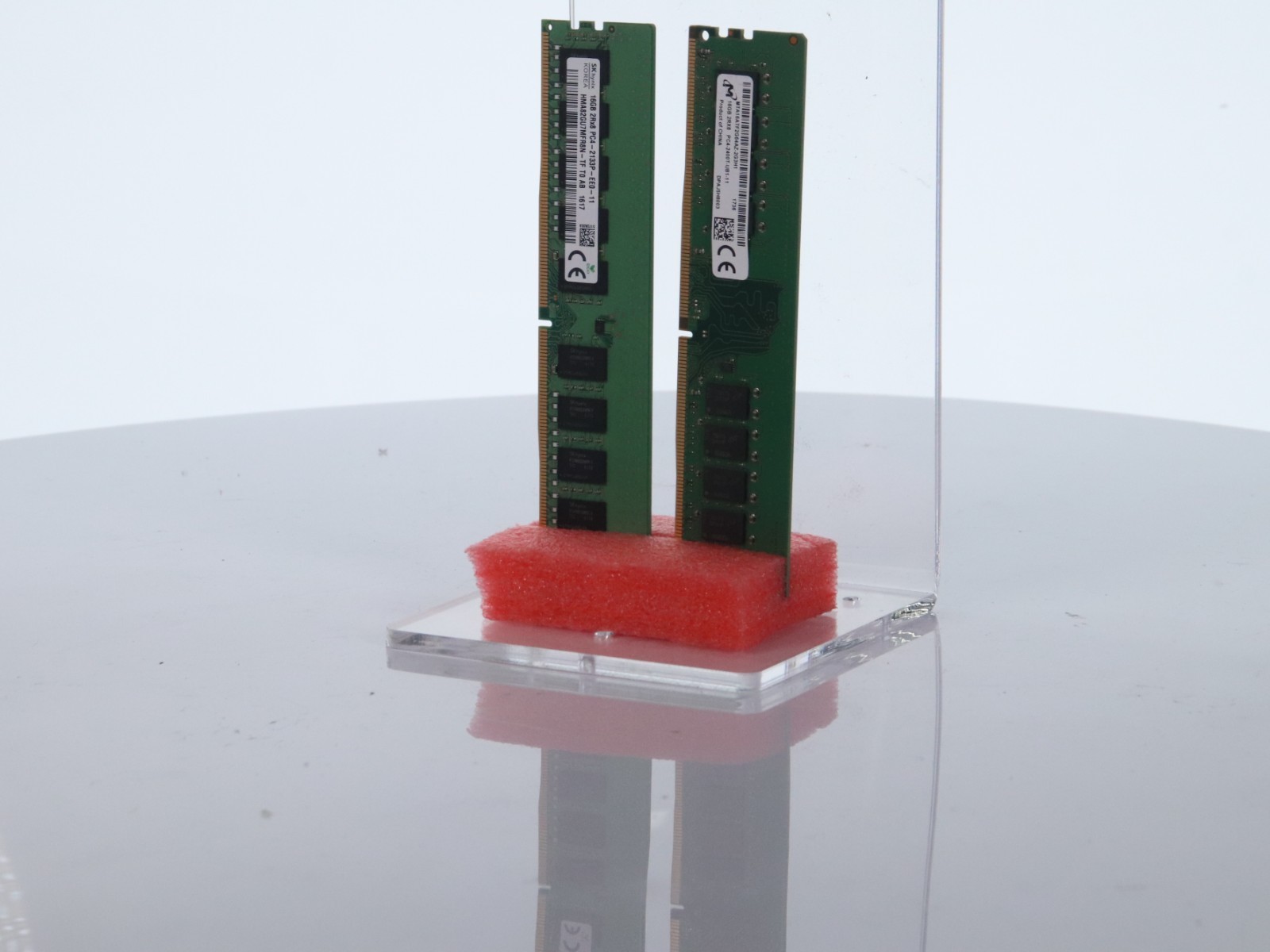 Lot of 2 SK HYNIX HMA82GU7MFR8N-TF 16GB DDR4 2133MHZ ECC UDIMM RAM PC4-17000 - Image 2